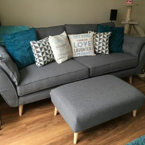 Classic 3 seater sofa with a puff