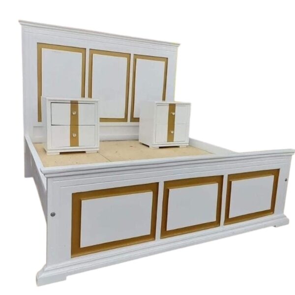 Wooden 5 by 6 bed
