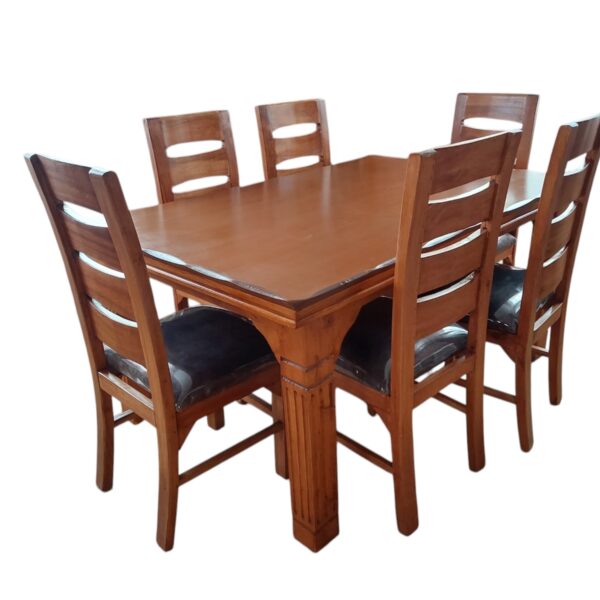 Classic 6 seater dining table